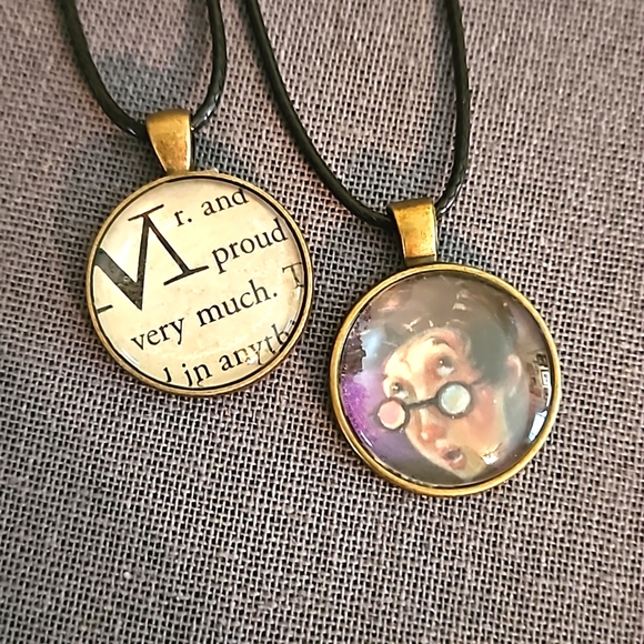 Set of Harry Potter book page necklaces Harry & 1st line of book brass upcycled - Picture 2 of 5